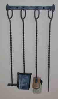 kované krbové nářadí